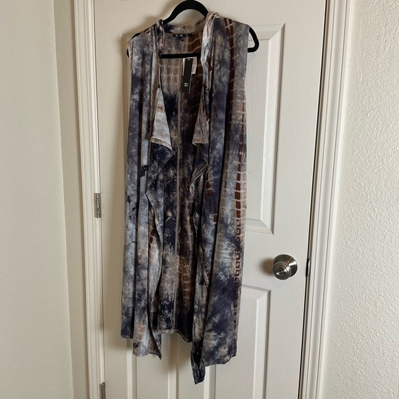 Coin 1804 Woman’s Tie-Dye Sleeveless Duster Vest Size 1X - Picture 2 of 13